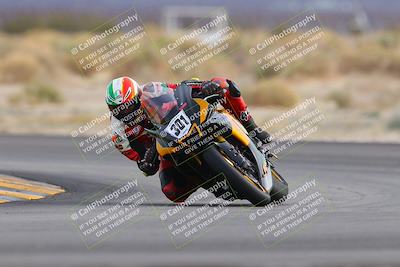 media/Dec-17-2022-SoCal Trackdays (Sat) [[224abd9271]]/Turn 16 (210pm)/